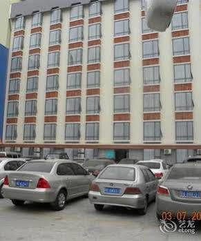 The Seven Hotel Yichang Zewnętrze zdjęcie